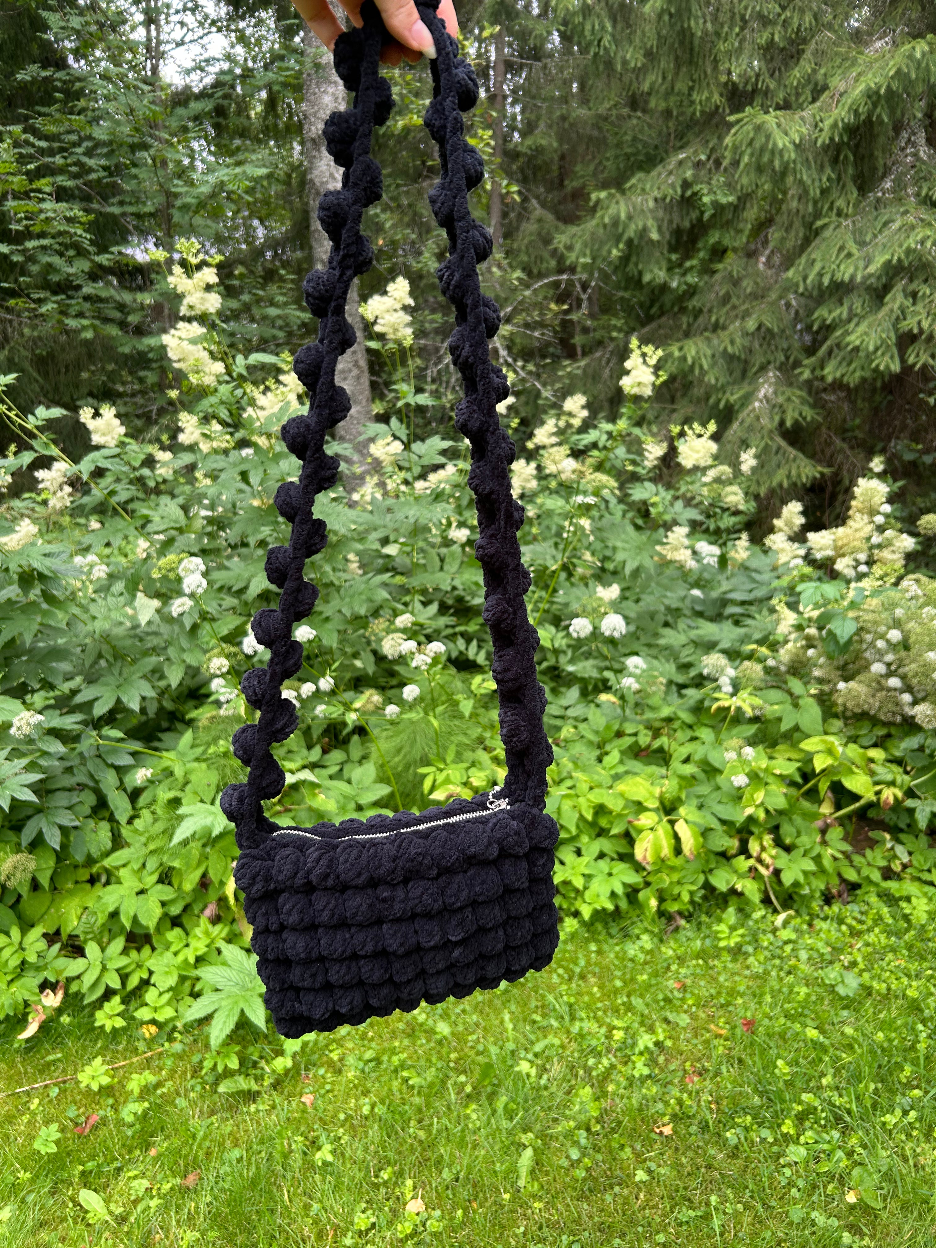 MERINQUE - laukku vetoketjulla