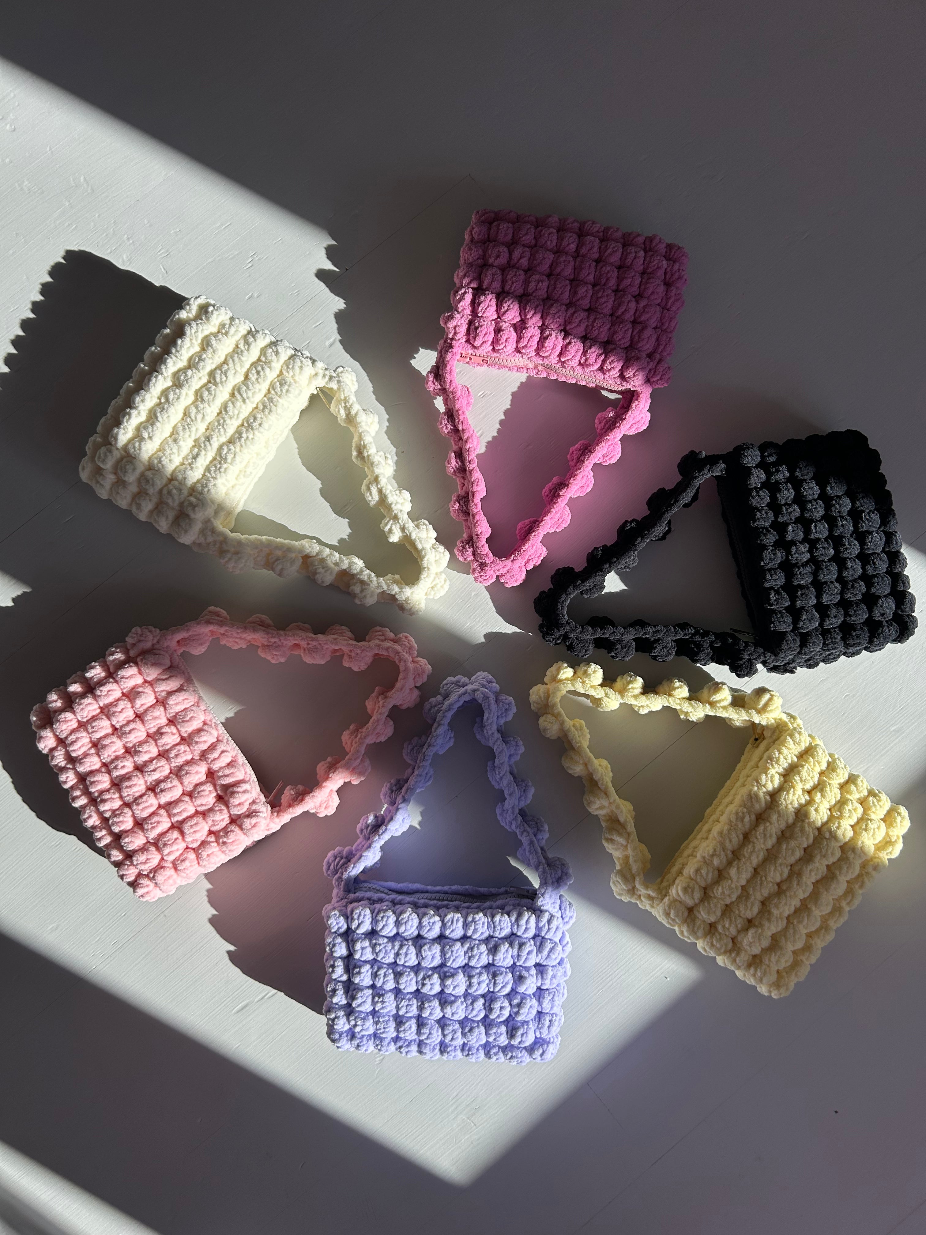 MERINQUE - laukku vetoketjulla