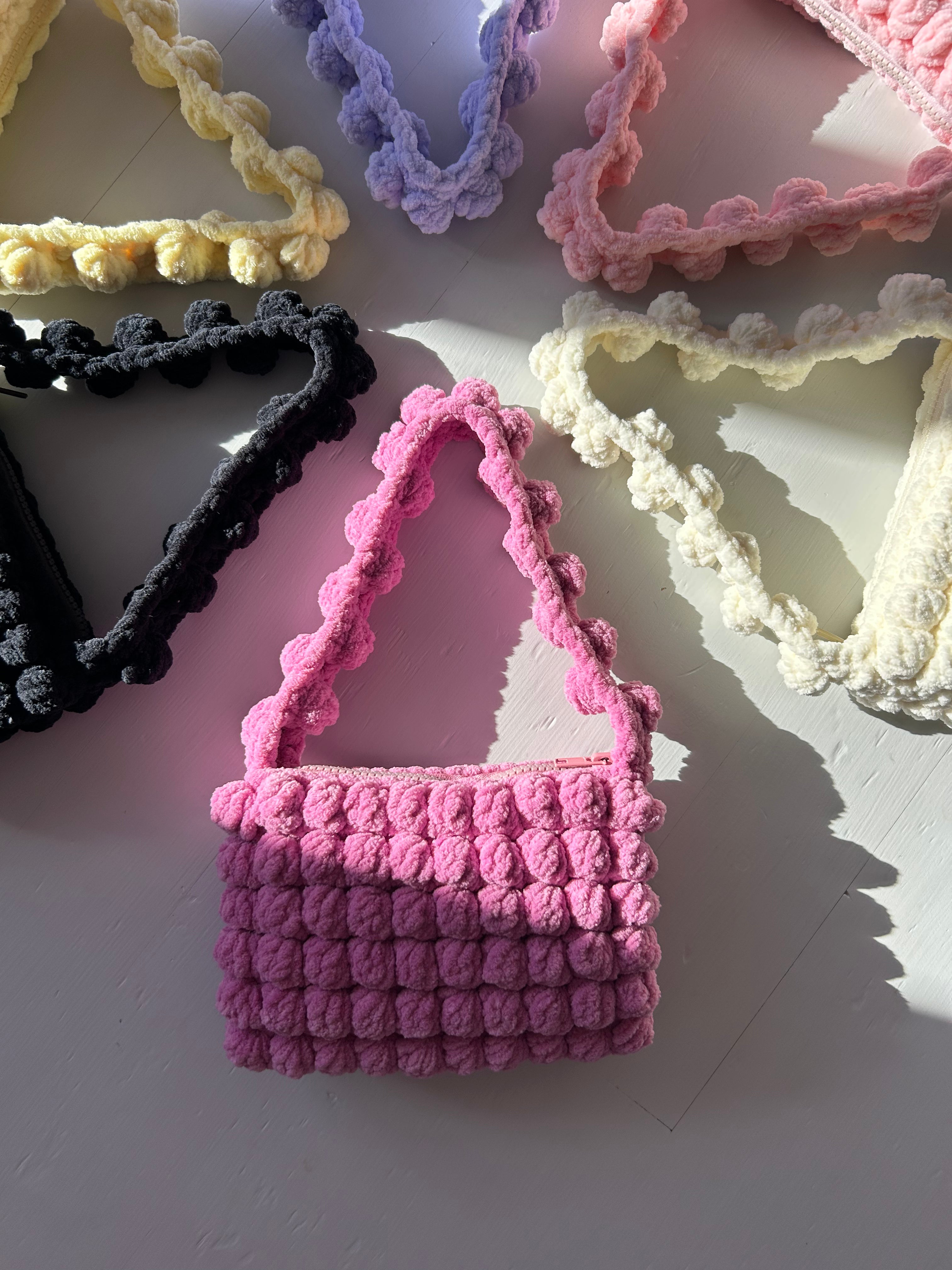 MERINQUE - laukku vetoketjulla